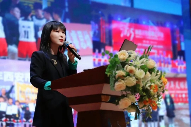 家校携手育未来 西安高新一中陆港小学举办家长会暨家校联谊活动