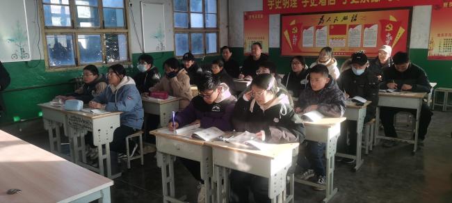 风雪中的暖流：一次跨越时空的爱心接力温暖乡村校园