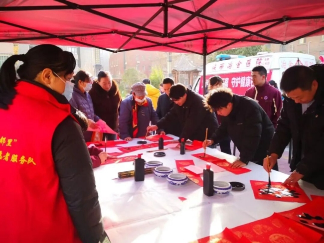 西安碑林区张家村街道各社区开展履新大走访活动