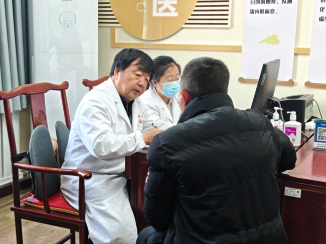 杭再存：三十余载守仁心 非遗传承续医脉