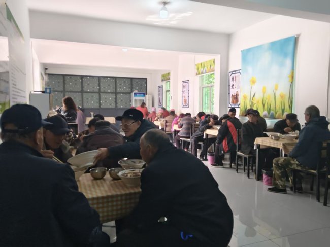 眉县范家寨“乡村大食堂”开饭啦