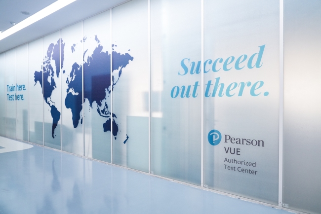 西安欧亚学院通过Pearson VUE国际认证考试中心授权