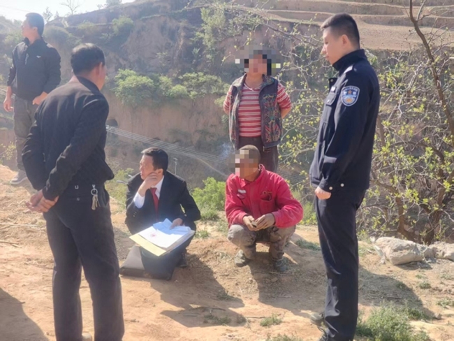 绥德法院：“陕亮执行”进家门 就地办案促和谐