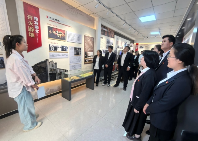 追寻红色记忆 感悟劳动精神
