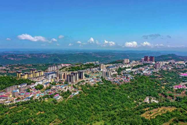 宜君县：产业兴动能足 县域经济稳向好