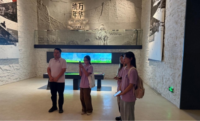 西安戏剧学院非遗学子赴统万城开展社会实践