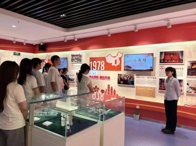 西安市碑林区举办“寻革命印记 扬青春之声”红色研学暨“青春为中国式现代化挺膺担当”主题宣讲活动