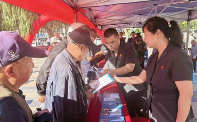 榆阳法院开展扫黑除恶专项斗争普法宣传活动