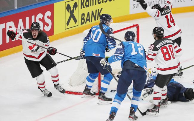 冰球世锦赛新纪录，加拿大队输了4场仍夺冠