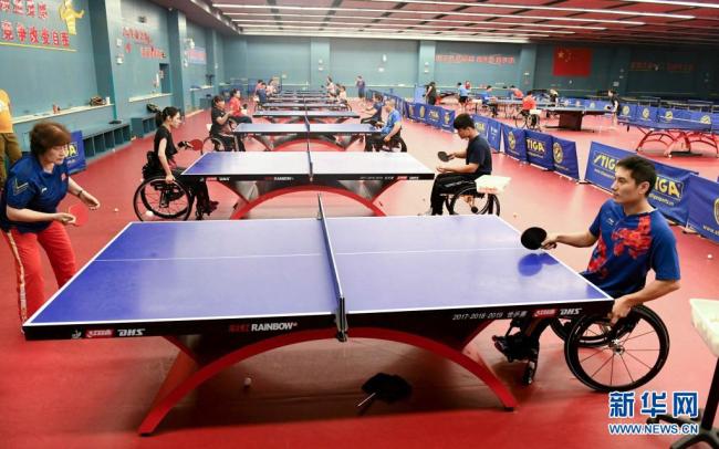 中国残疾人乒乓球队备战东京残奥会 