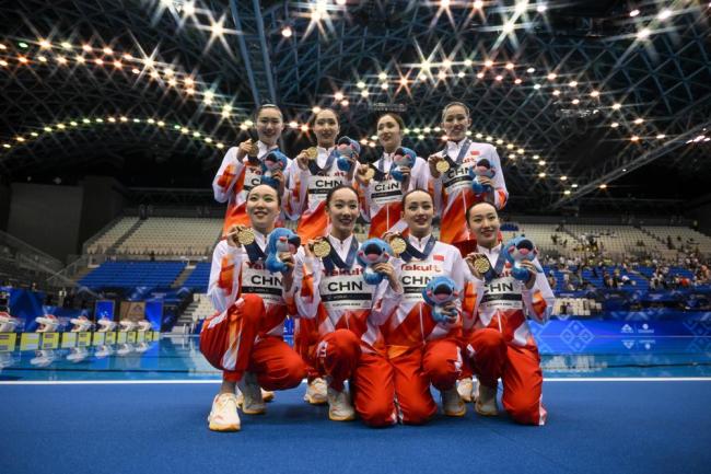 游泳世锦赛中国花游队卫冕集体自由自选金牌