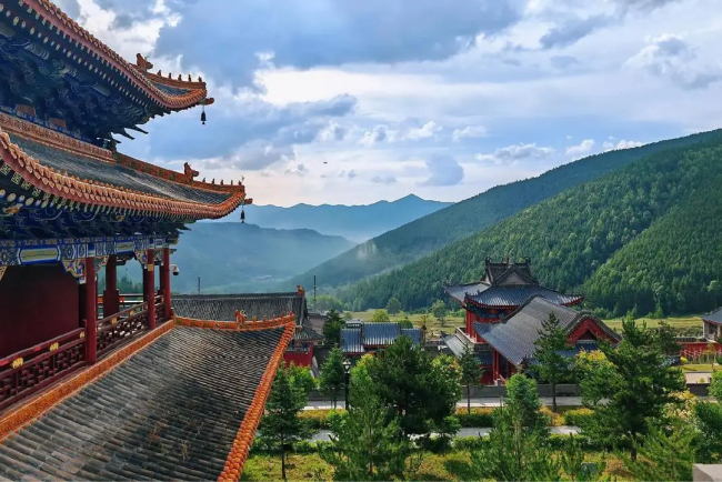 The World Cultural Heritage in Shanxi Province  - Mount Wutai