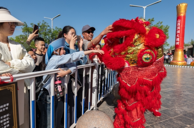 洪洞大槐树景区“五一”老家人在岗 文旅人守护您的“诗与乡情”