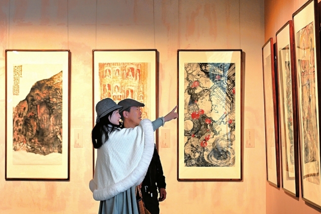 “中国画 画文物——山西古建筑彩塑主题创作展”开展