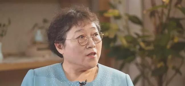 女子摔伤头部 男友不救助只顾发生性关系致其死亡