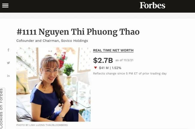 年赚555万 空姐用厕所太久被发现卖身