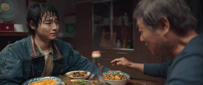 连看三集，《漫长的季节》太牛了，我们太需要这样的剧作了