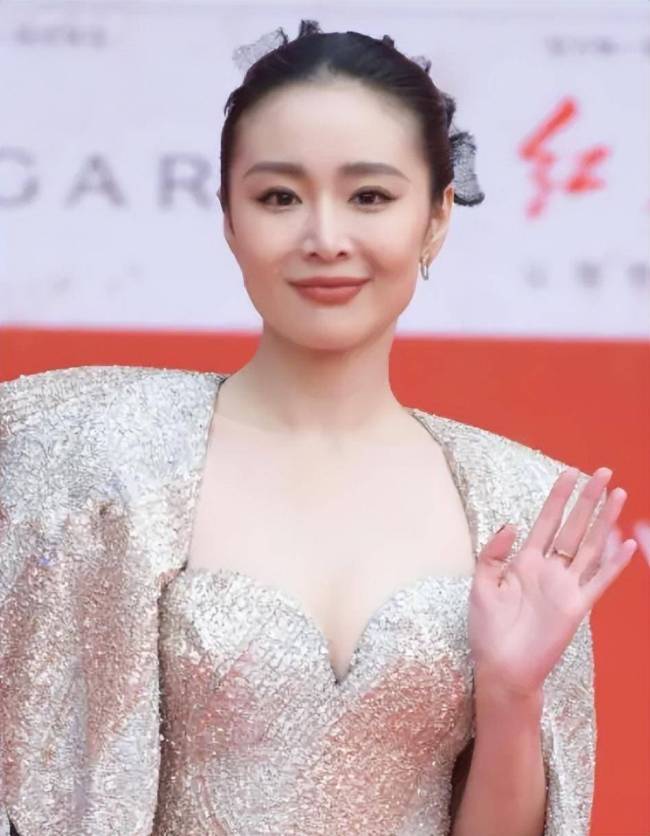 北影节开幕晚会，张颂文出场即热闹，谁红谁不红一眼见分晓