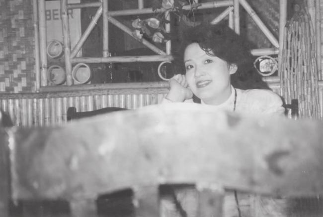 汪小菲再认S妈丈母娘，张兰信托冻结被团队背刺，这家人总在“狗血”里打转？