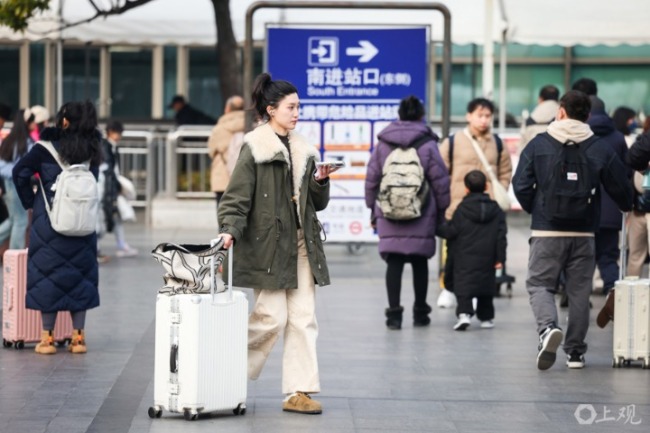 春节长假最后一天，上海火车站单日到达客流破纪录