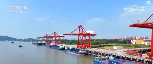 内河航运建设“加速跑”：前五个月货运量超20亿吨 江海直达降本增效强活力