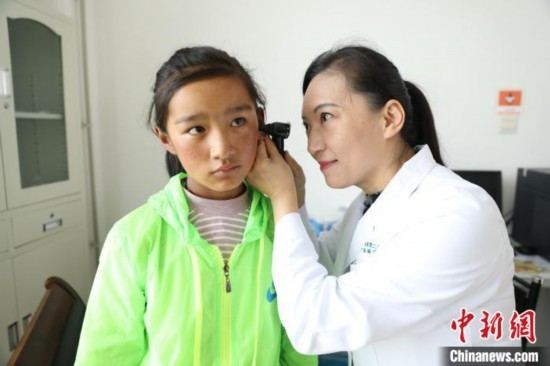 西藏林芝听障儿童在广州重获新“声”