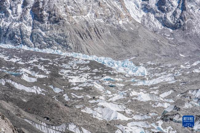 现场直击！零距离感受珠峰脚下的冰川