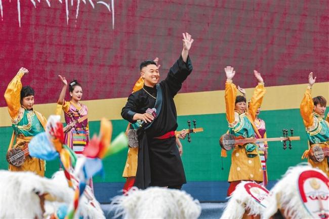 传承·发展·共享——“尼木大峡谷·吞巴藏香源”第二届藏香文化旅游节开幕式掠影