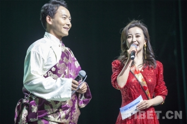 《拉萨情》总导演格桑次仁：这是一场来自雪域高原的视听盛宴