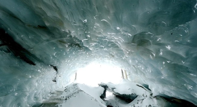 自然奇观！西藏边坝又发现一处双层冰洞