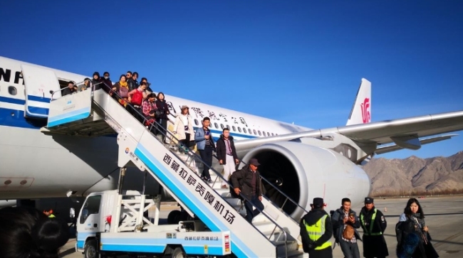 西藏民航运输生产量大幅攀升 助力地方经济社会高质量发展