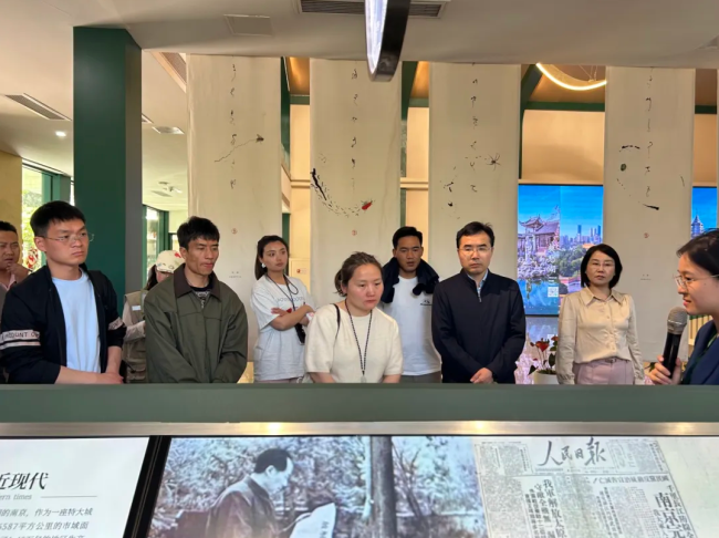 跨越4000公里的青春对话!苏拉青年携手共筑中国梦