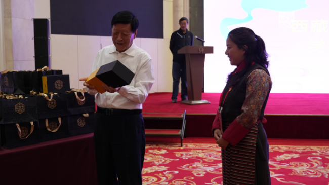 西藏林芝波密县基层干部圆满结束在京学习参观返藏