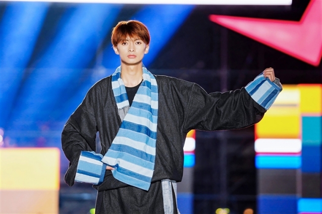 西藏首届民族舞台服饰设计大赛在拉萨举行