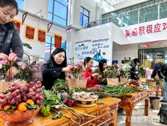 致敬高原“她力量”：西藏各族各界妇女喜迎“三八”国际妇女节