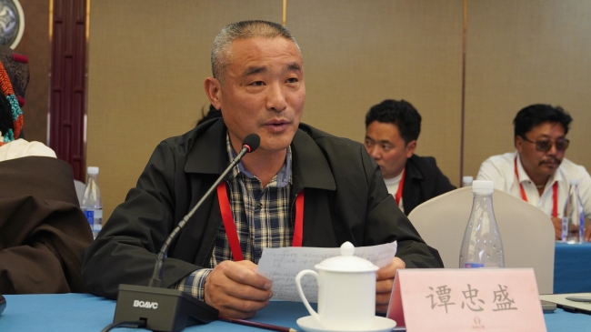 昌都市工商联二级调研员谭忠盛
