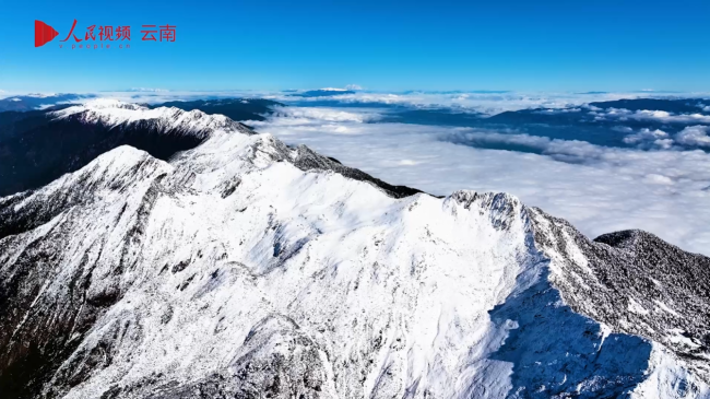 一场雪后 苍山与玉龙雪山浪漫“邂逅”