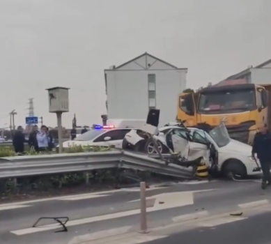 台州一重型货车与小轿车碰撞 致2死1伤 警方发布警情通报