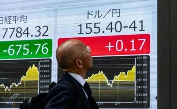 日元贬值攻防战谁是最后赢家 经济困境下的抉择与影响