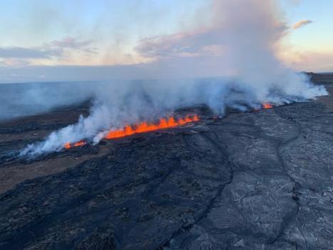 美国夏威夷基拉韦厄火山喷发 自然之力再次觉醒