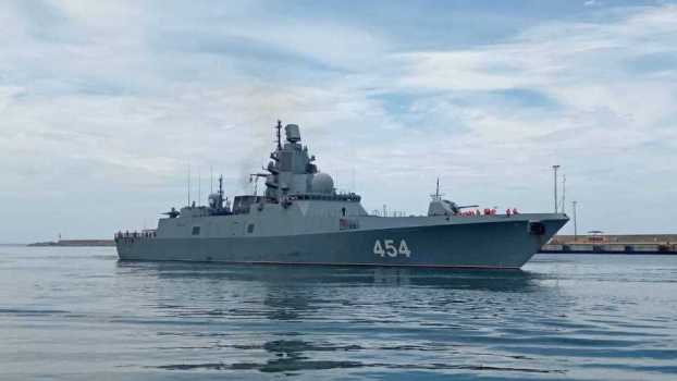俄舰艇编队停靠委内瑞拉拉瓜伊拉港 深化军事合作