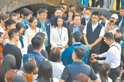 台媒：岛内年轻人挺两岸交流 增进理解减少隔阂