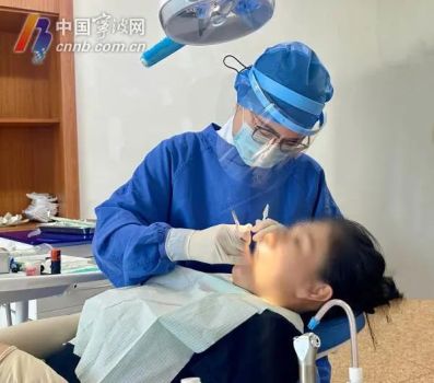 女子每日用漱口水却适得其反 长期使用危害多
