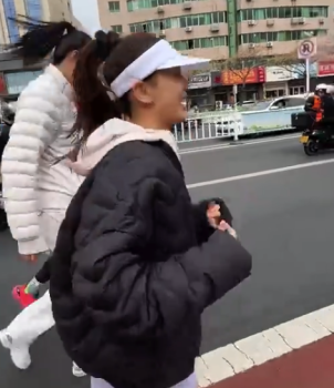 黄圣依说录制再见爱人不需要表情管理，都是很真实的