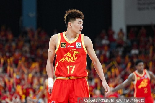 孫銘徽拿到17分6板9助 全能表現(xiàn)助力廣廈勝遼寧