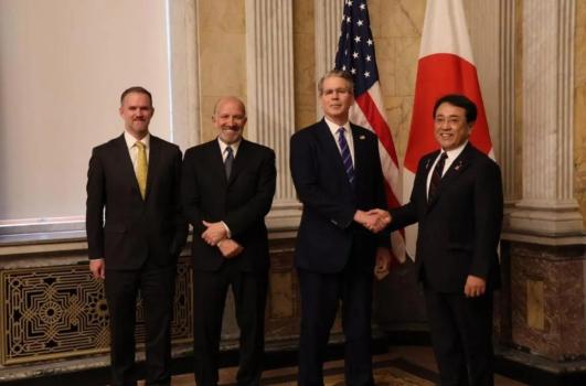 日美貿(mào)易裂痕加劇 日本亮出“金融核武器”