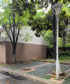 副教授小區(qū)遇害 家屬申請工亡被駁回 家屬堅持維權(quán)