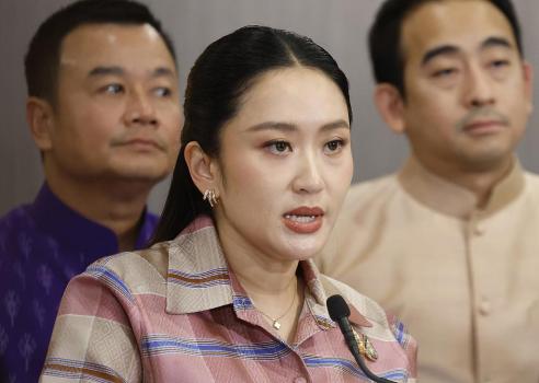 泰媒：佩通坦向泰王提交新內(nèi)閣名單 抗議聲中改組內(nèi)閣