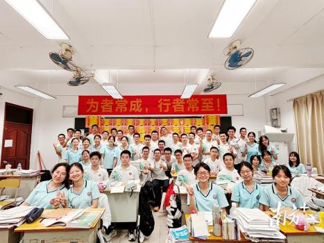 廣東中山一高中全班達(dá)線985 全員沖刺清華
