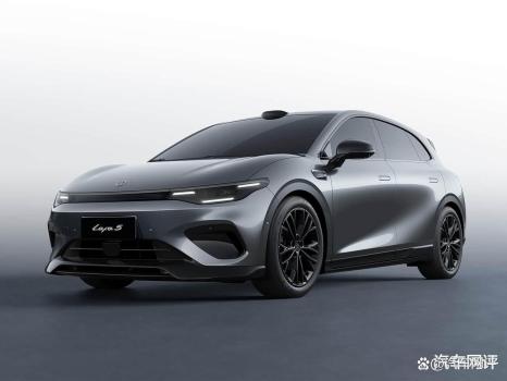 零跑Lafa5开启预售 未售先火引爆期待